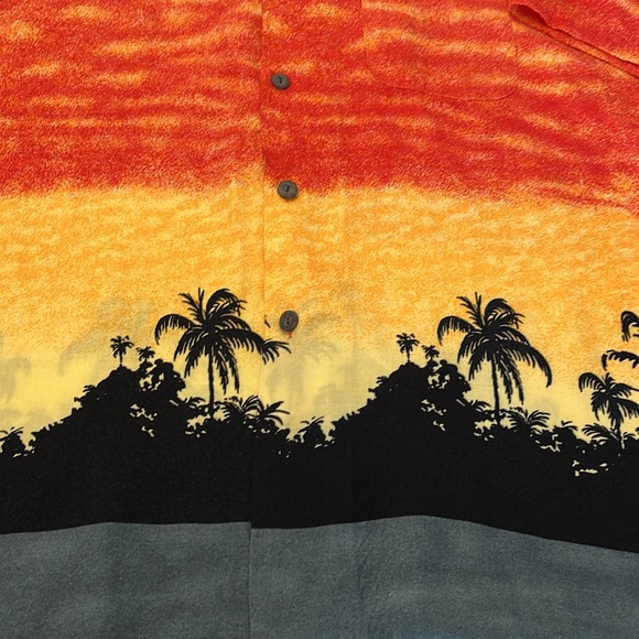 Pineapple Connection Hawaiian Button Down Shirt Size XL - Picture 4 of 8